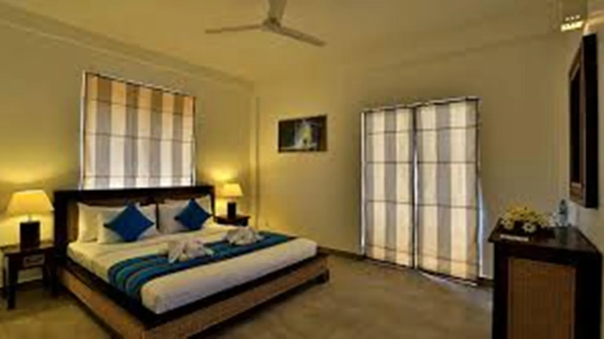 Hotel St.Lachlan Hotel&Suites Negombo