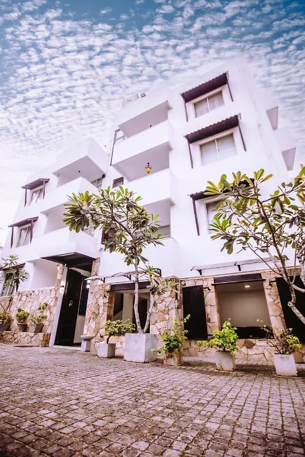 St.Lachlan Hotel&Suites Negombo Hotel