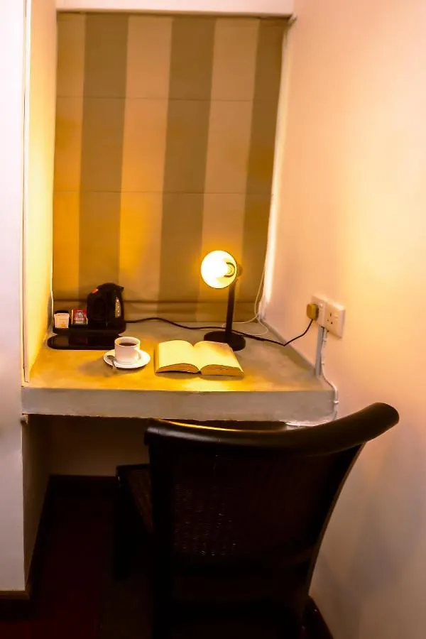 St.Lachlan Hotel & Suites Negombo