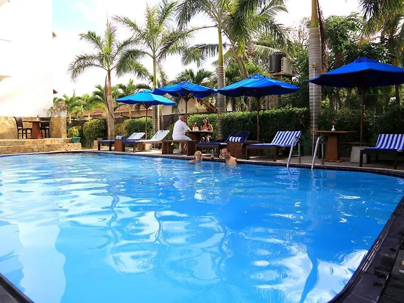 St.Lachlan Hotel & Suites Negombo