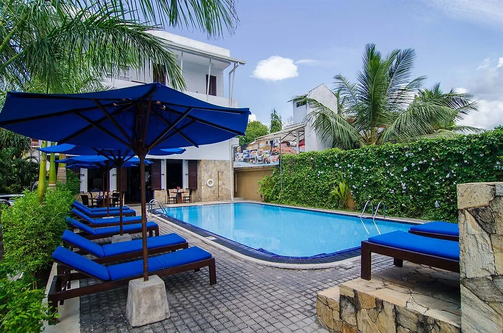 St.Lachlan Hotel&Suites Negombo