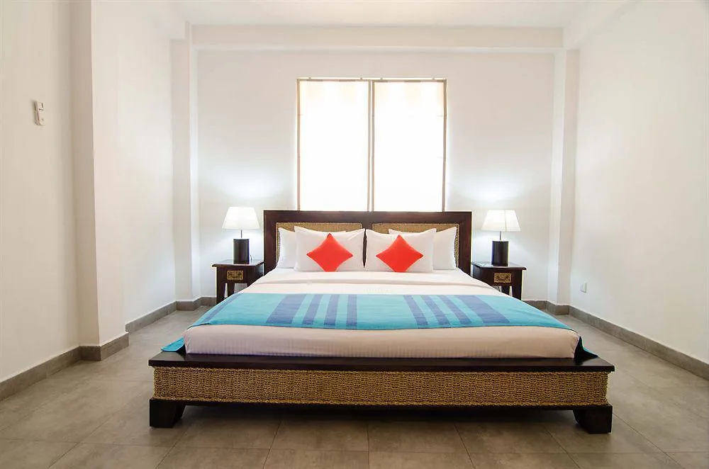 St.Lachlan Hotel&Suites Negombo