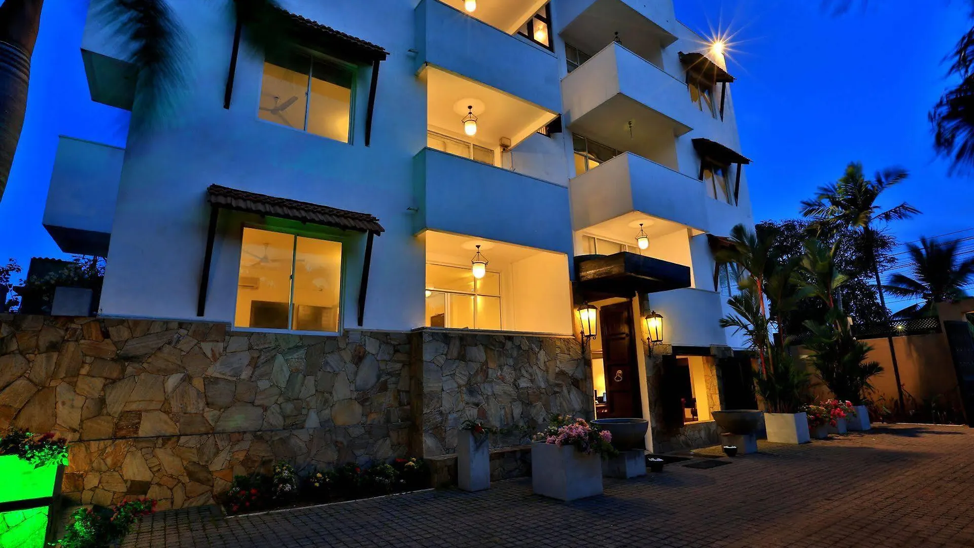 St.Lachlan Hotel & Suites Negombo Sri Lanka