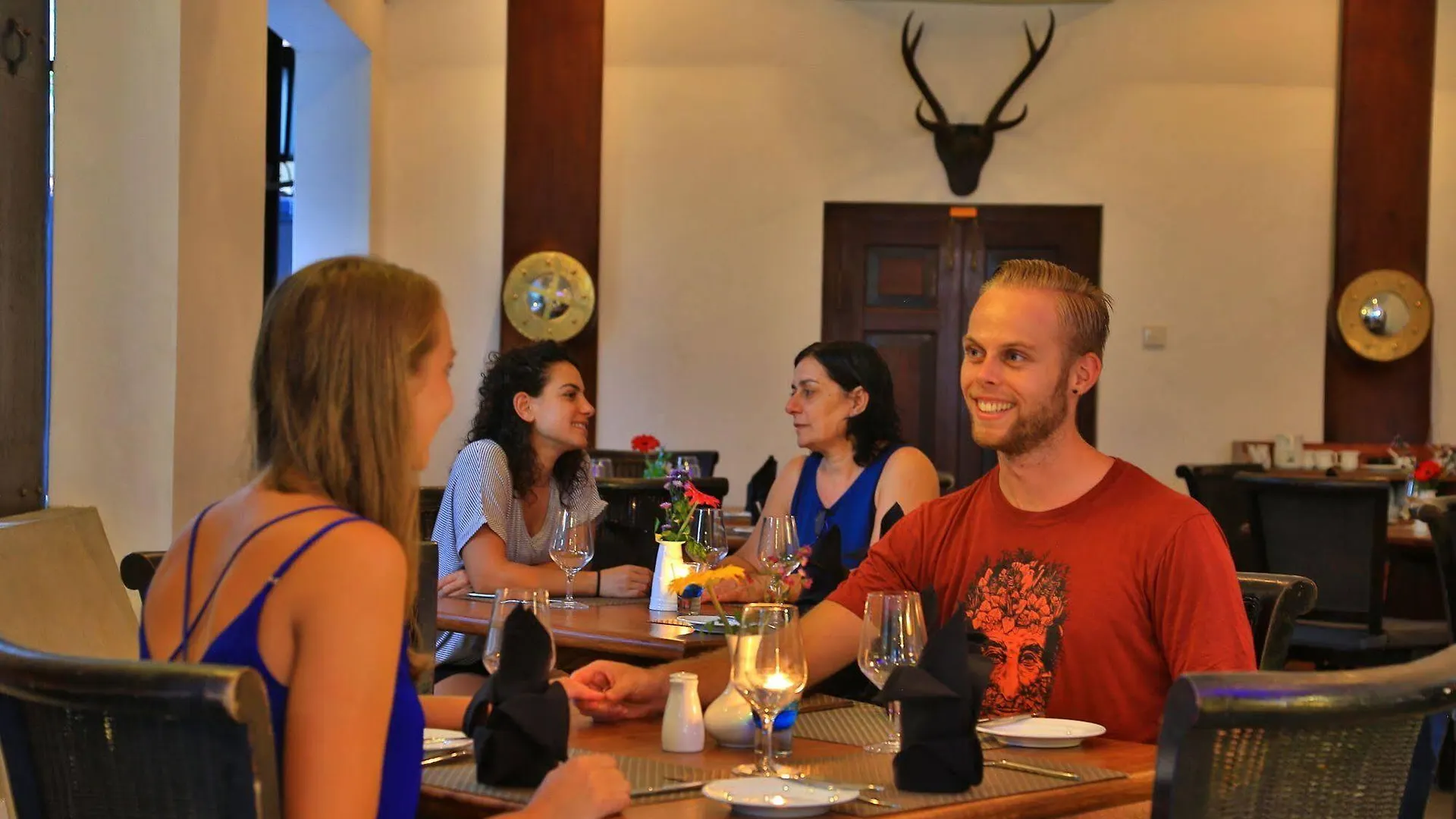 St.Lachlan Hotel & Suites Negombo 4*,  Sri Lanka
