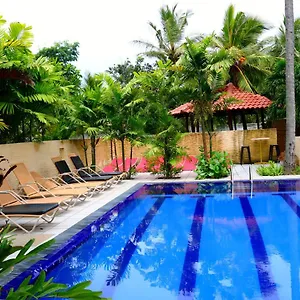 Hotel Maple Leaf, Negombo